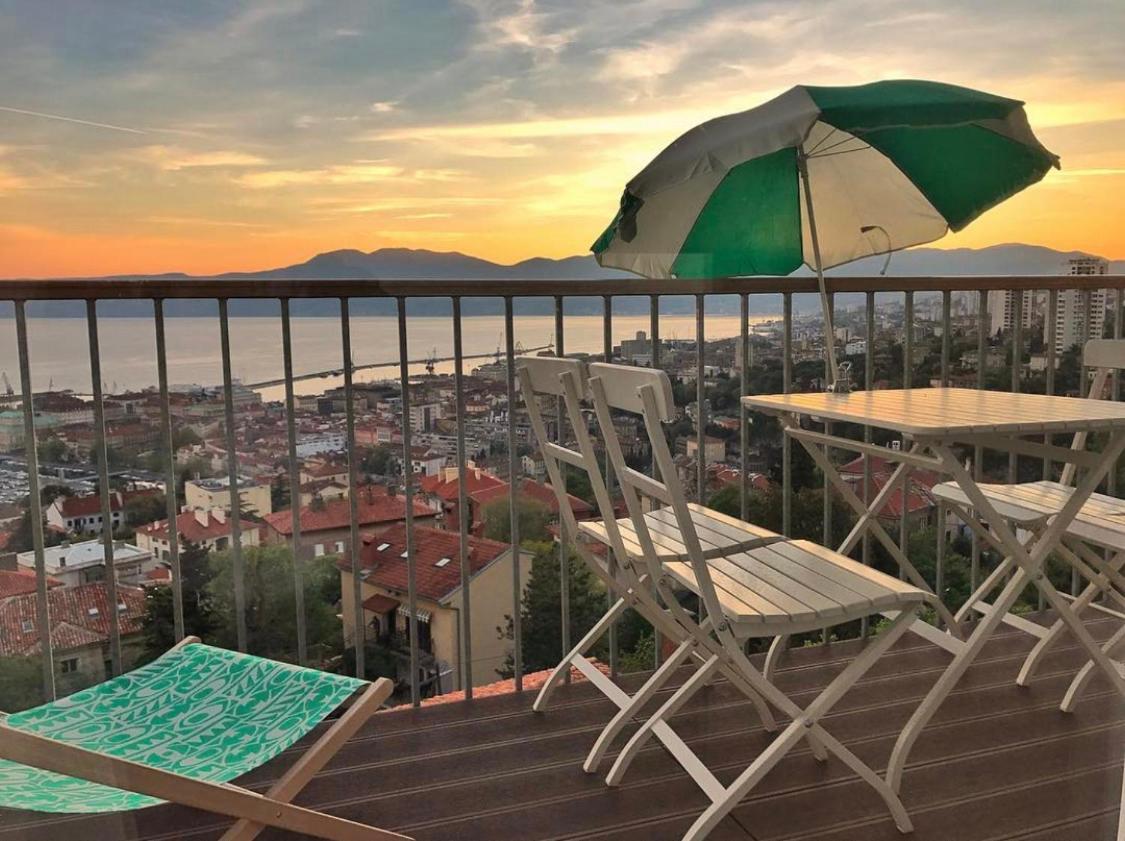 리예카 Linden Trsat With Balcony 아파트 외부 사진